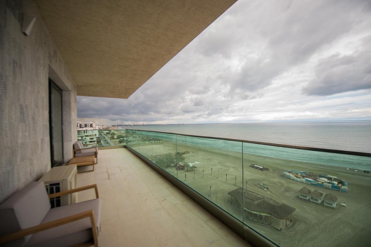 Luxury Promenada Apartment - Frontal Beachfront Mamaia Nord Navodari Luaran gambar
