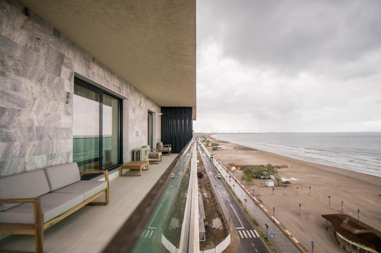 Luxury Promenada Apartment - Frontal Beachfront Mamaia Nord Navodari Luaran gambar