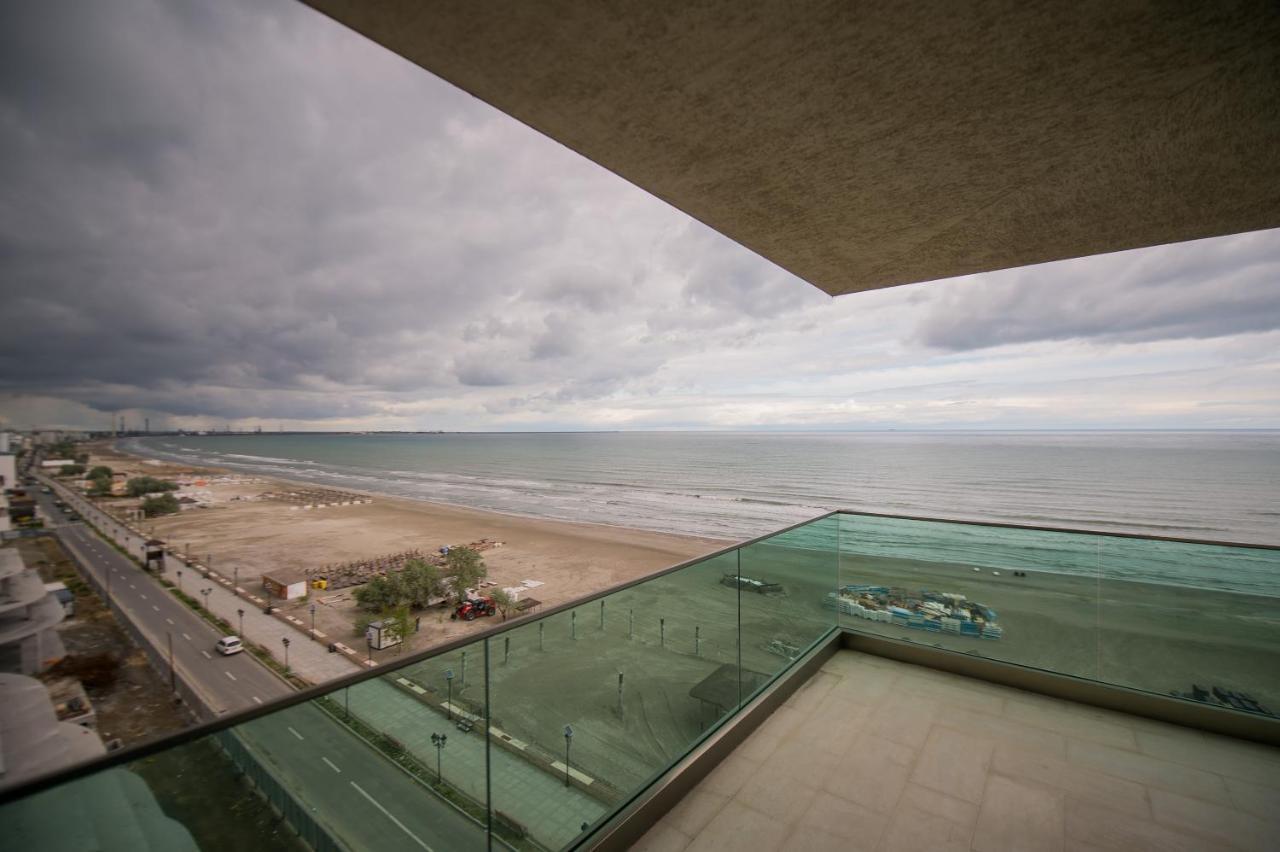 Luxury Promenada Apartment - Frontal Beachfront Mamaia Nord Navodari Luaran gambar