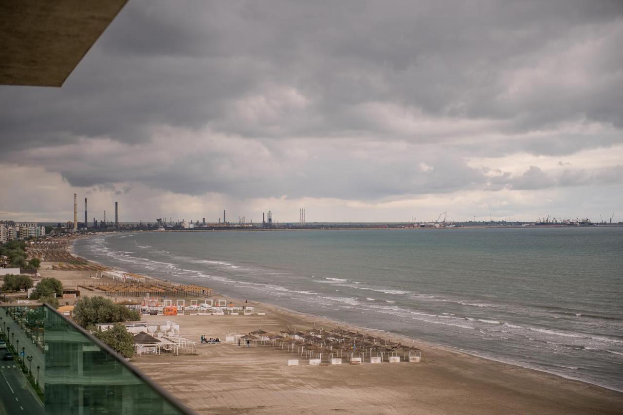 Luxury Promenada Apartment - Frontal Beachfront Mamaia Nord Navodari Luaran gambar