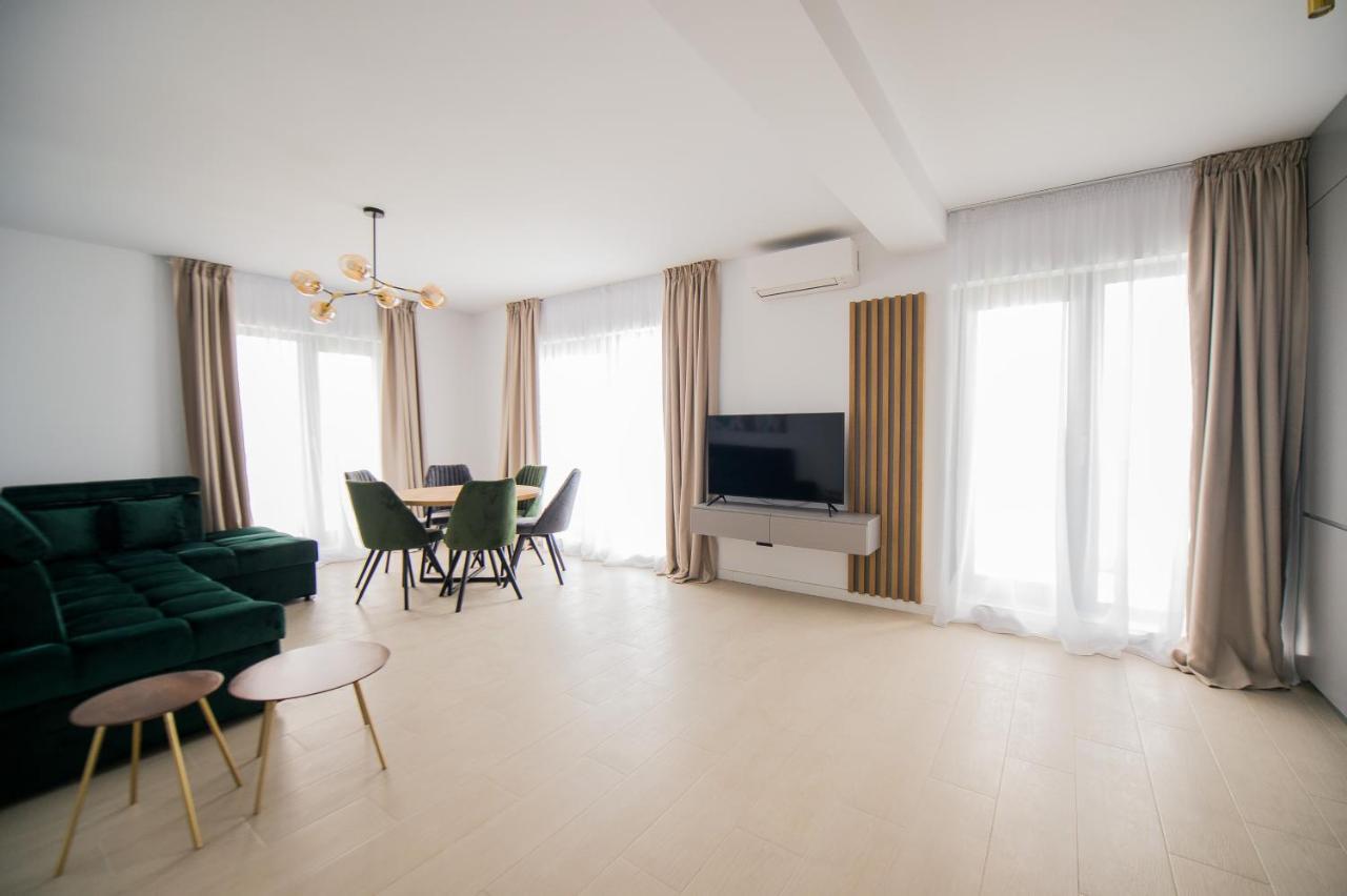 Luxury Promenada Apartment - Frontal Beachfront Mamaia Nord Navodari Luaran gambar
